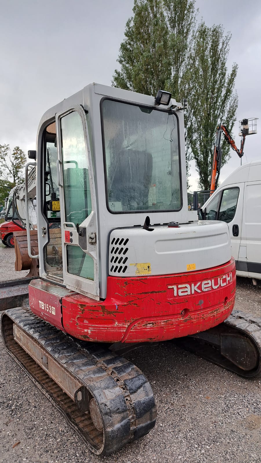 minibager TAKEUCHI TB153FR