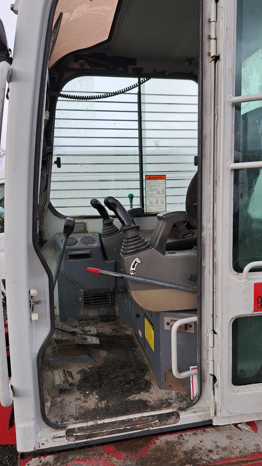 minibager TAKEUCHI TB153FR